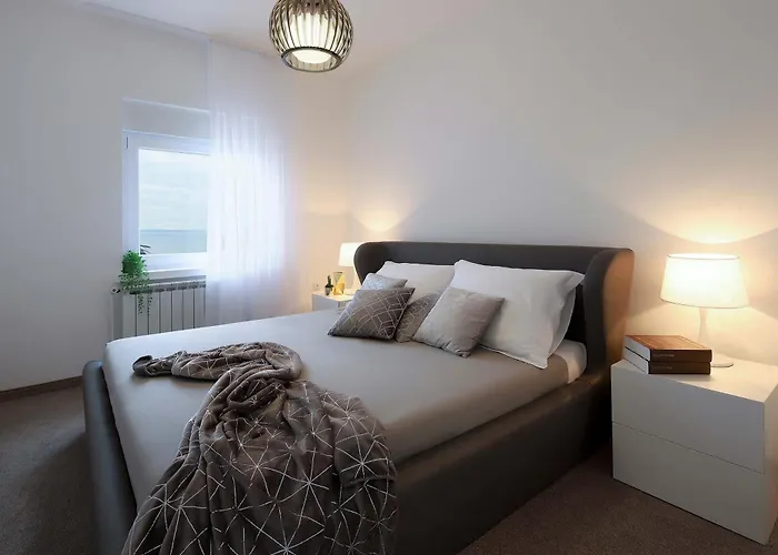 Villa Garden Apartment With Pool Opatija