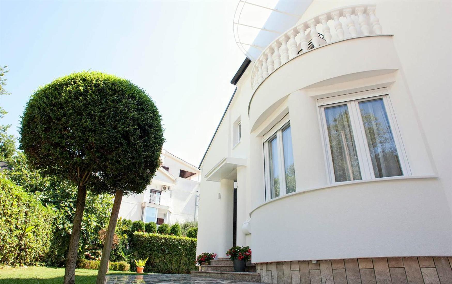 Garden With Pool Opatija